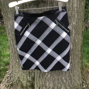White House/Black Market Plaid Skirt